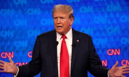 Trump chama retirada do Afeganistão de "o dia mais vergonhoso" da história dos EUA
