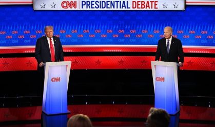 O ex-presidente Donald Trump e o presidente Joe Biden durante o debate presidencial da CNN na quinta-feira em Atlanta