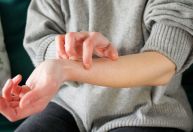 Dermatite atópica: novo medicamento é opção para casos moderados e graves