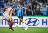 Grêmio confirma grave lesão do atacante Diego Costa; veja detalhes