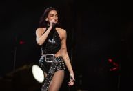 Veja como foi o show de Dua Lipa no Festival de Glastonbury, na Inglaterra
