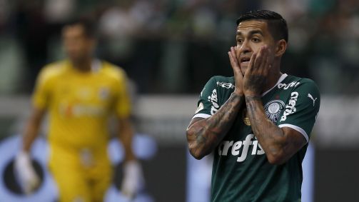 Dudu em ação pelo Palmeiras
