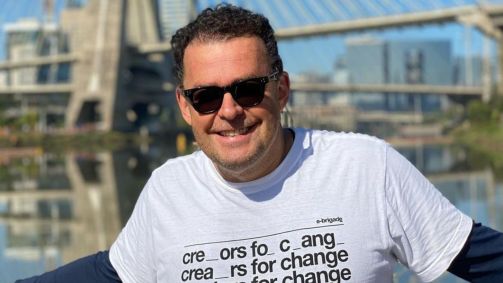 Nas redes sociais, apresentador falou sobre a doença e seus efeitos