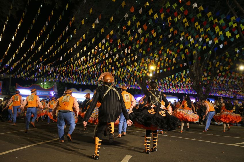 Festas juninas foram abrasileiradas após terem sido trazidas de Portugal na época da colonização / Foto: Marcello Casal Jr/Agência Brasil