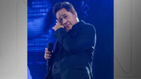 Leonardo se emocionou em homenagem a seu irmão, Leandro, que faleceu em decorrência de um câncer de pulmão em 1998