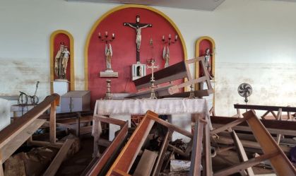 Igreja São Miguel após enchentes
