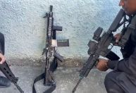 Polícia do Rio encontra arma de guerra em Operação na Vila Kennedy