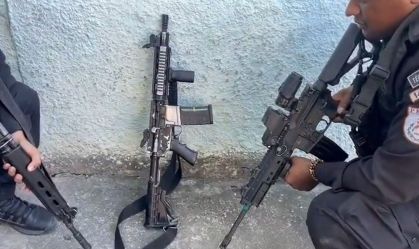 PM apreende 7 fuzis em menos de 24h no Rio de Janeiro