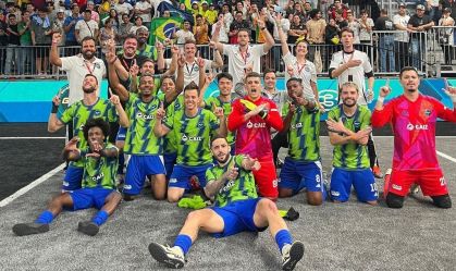 Gol no fim e confusão: Time de Gaules avança em Mundial de futebol society