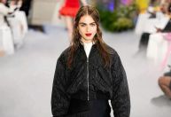 Conheça a modelo trans Gabi Ádie, revelação brasileira que desfilou em Paris
