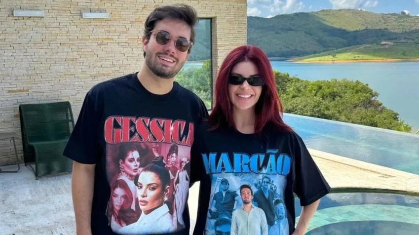 e namorado com roupas personalizadas / Reprodução/Instagram