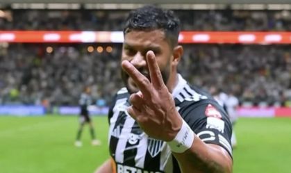 Hulk foi expulso por reclamação