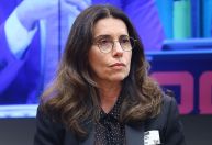 Ex-diretora da Americanas embarca para o Brasil e terá que entregar passaporte ao chegar no país