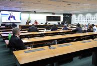 Projeto que propõe prioridade na emissão de documentos pessoais para vítimas de violência doméstica avança na Câmara