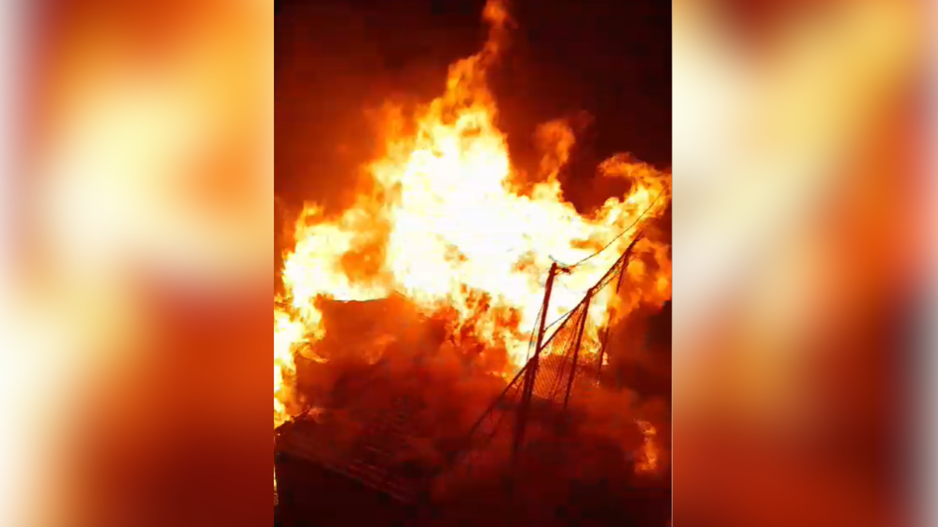 Incêndio atinge comunidade na zona sul de São Paulo, no bairro da Vila Andrade