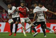 CBF divulga análise do VAR em gol anulado de Calleri, do São Paulo