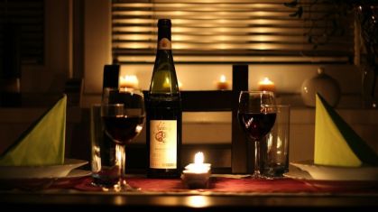 Mesa de jantar para uma noite romântica