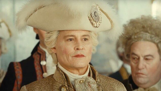 Johnny Depp interpreta o rei Luís XV da França em "Jeanne Du Barry" / Divulgação