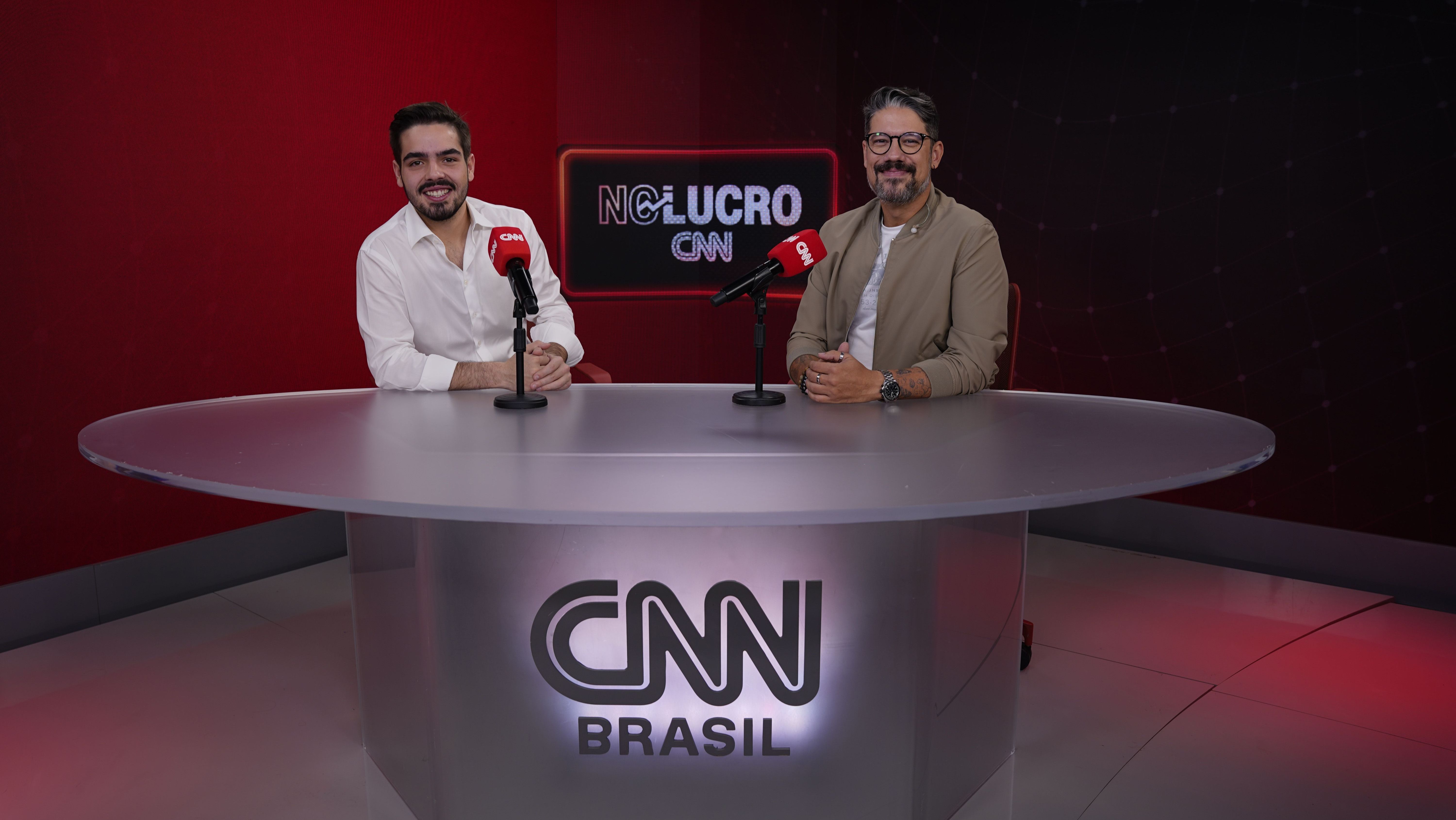 Apresentador João Silva, filho de Faustão, é o convidado da semana do No Lucro, da CNN