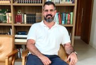 Juliano Cazarré agradece orações por sua filha Guilhermina