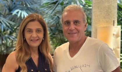 Após venda, empresário pede para Estevão autografar camisa: "Fui para o Chelsea"