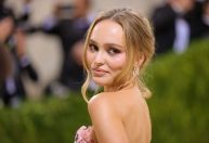 Filha de Johnny Depp diz ter ficado traumatizada com "Edward Mãos de Tesoura"