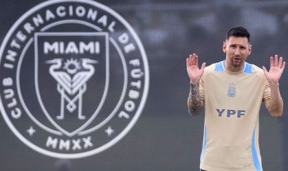 Lionel Messi durante treino da Seleção Argentina