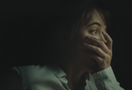 "Longlegs": terror aclamado pela crítica ganha teaser e estreia no Brasil; veja