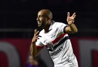 São Paulo vence o Cruzeiro com gols de ídolos e Zubeldía segue invicto