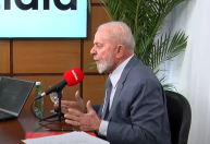 Só incompetente perde eleição estando na Presidência, diz Lula sobre Bolsonaro