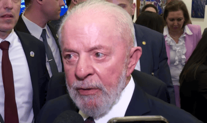 Presidente Luiz Inácio Lula da Silva (PT) fala a jornalistas em Genebra, na Suíça, em 13 de junho de 2024