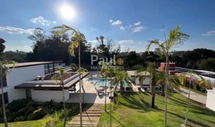 Gustavo Scarpa coloca à venda mansão luxuosa de R$ 25 milhões; veja fotos