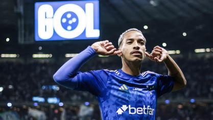 Matheus Pereira comemora gol do Cruzeiro