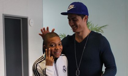 mbappe-crianca-cristiano-ronaldo