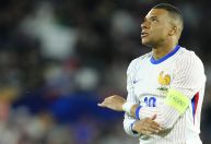 Mbappé foca em título da Euro com a França, mas não descarta Olimpíada