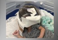 Bebê usa embalagem de bolo como máscara de oxigênio em hospital no RN
