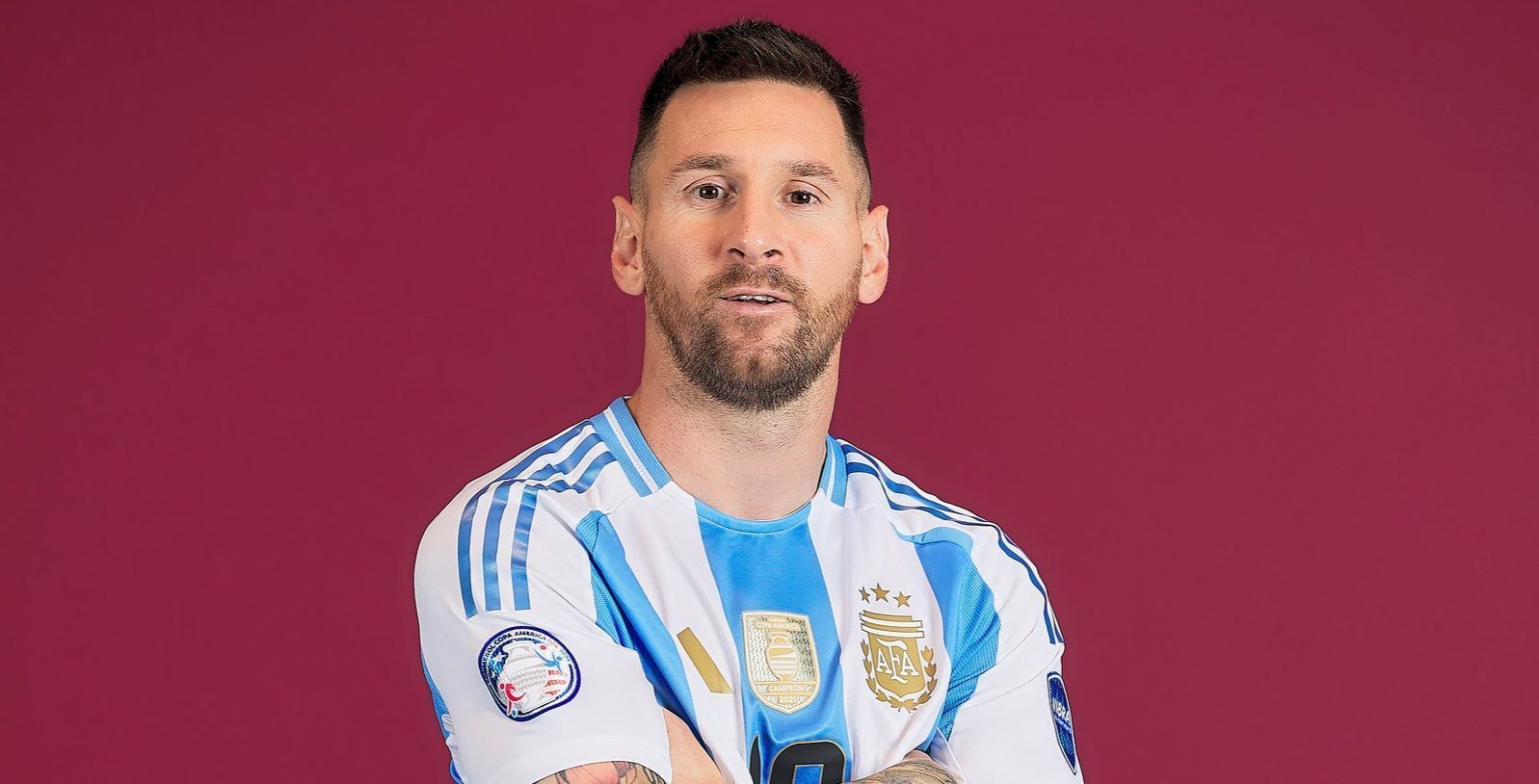 Lionel Messi com a camisa da Argentina