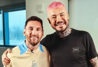 Messi reage a tatuagem de jornalista argentino: 