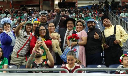 Turma do Chaves, lucha libre e mais: torcida do México capricha na Copa América; fotos