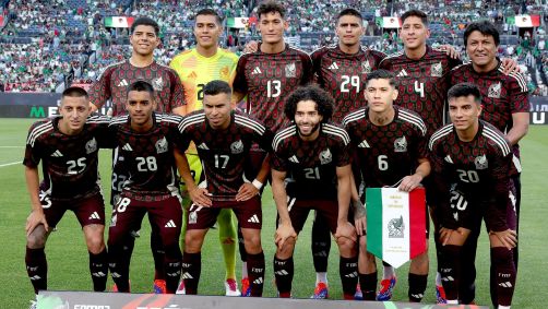 O time do México que enfrentou o Uruguai e foi goleado por 4 a 0