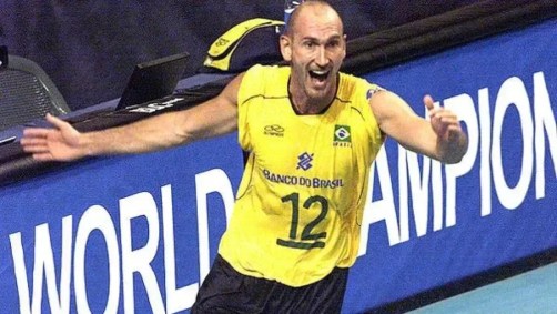 Nalbert, ídolo da Seleção Brasileira de Vôlei, lamentou a morte de Pampa