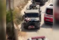 Forças israelenses amarram palestino ferido a jipe na Cisjordânia