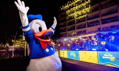 Sua participação no Carnaval de Salvador foi marcada por suas visitas aos principais pontos turísticos da capital baiana