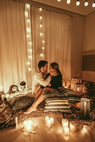 Pra conquistar um/uma canceriano(a) é preciso dosar o romantismo com a sensualidade / Pexels