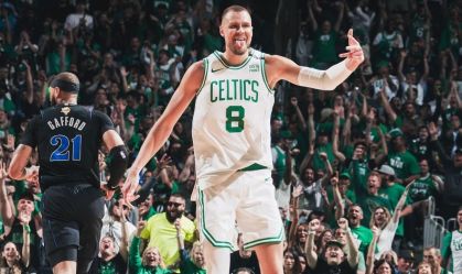 Porzingis em partida do Boston Celtics