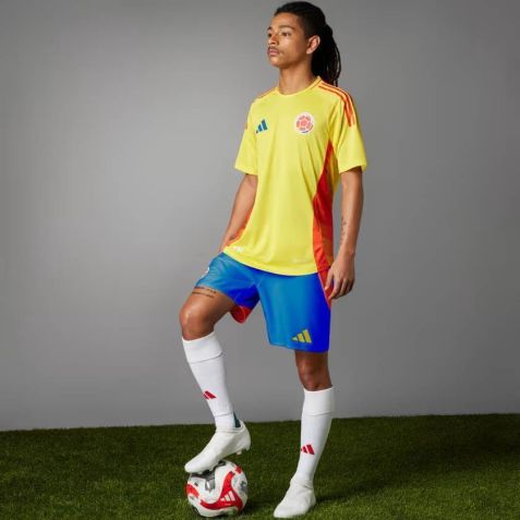 Primeiro uniforme da Colômbia / Divulgação/Adidas