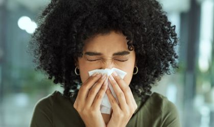Rinite alérgica no inverno: veja dicas para se prevenir