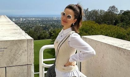 Sandy abre álbum de fotos com viagem para Los Angeles