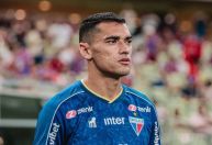 Corinthians tem interesse no goleiro Santos, do Fortaleza