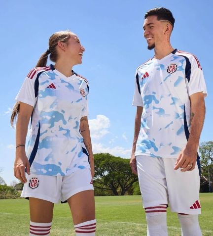Segundo uniforme da Costa Rica / Divulgação/Adidas